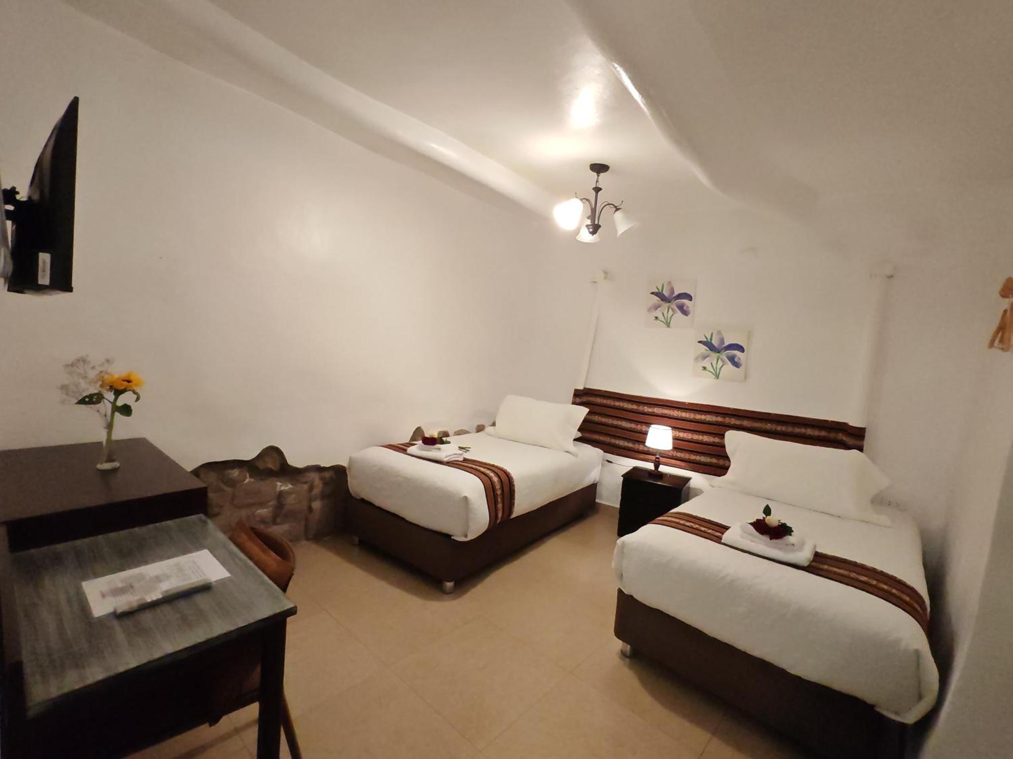 Gringo Bill's Bed & Breakfast 2*